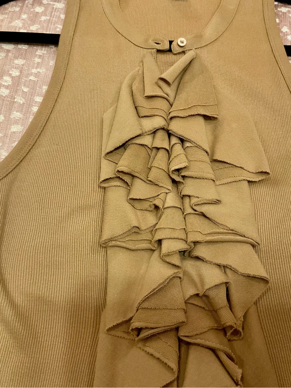 Ralph Lauren Black Label Tan Ruffle Sleeveless Top Size L - Picture 10 of 12